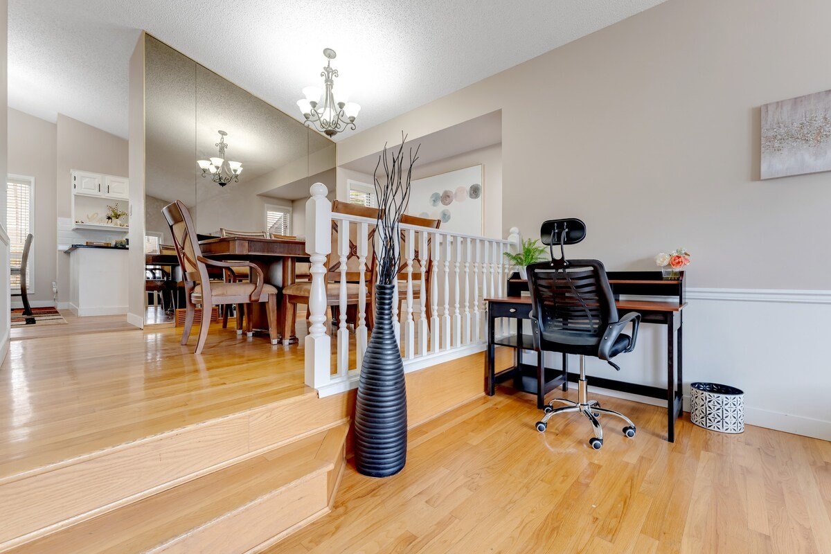 Maison lumineuse et paisible de 4 chambres | YEG | SW | WEM